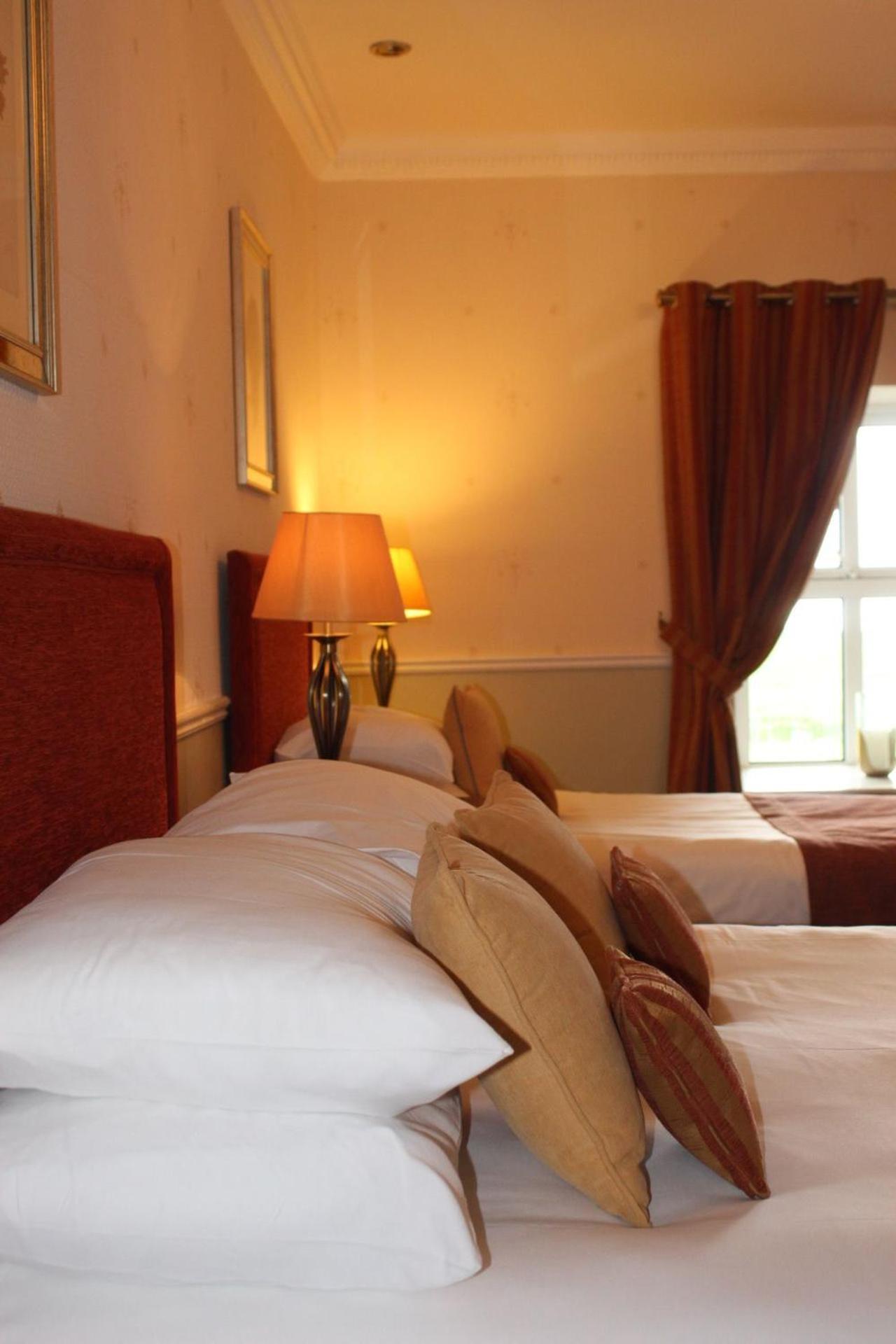 Aran View Country House And Lodge Doolin Exteriör bild