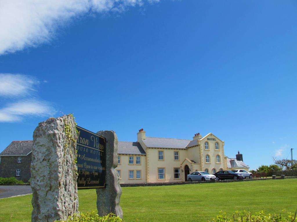 Aran View Country House And Lodge Doolin Exteriör bild